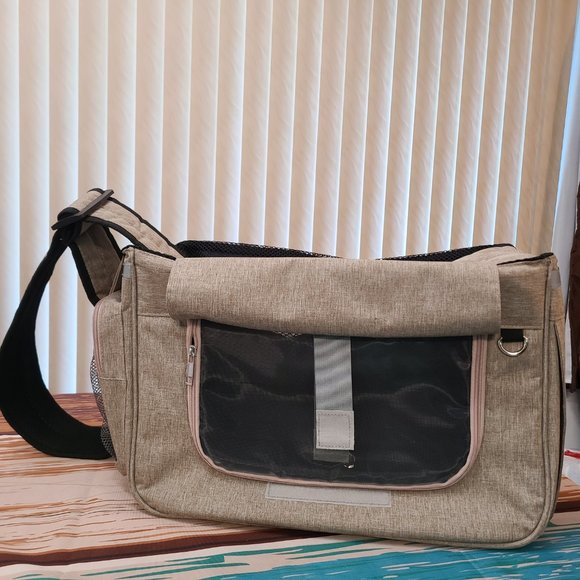 Tarovvoo Pet Carrier Sling for Medium Dogs, Small Dogs, and Large Cats Khaki - Picture 2 of 15